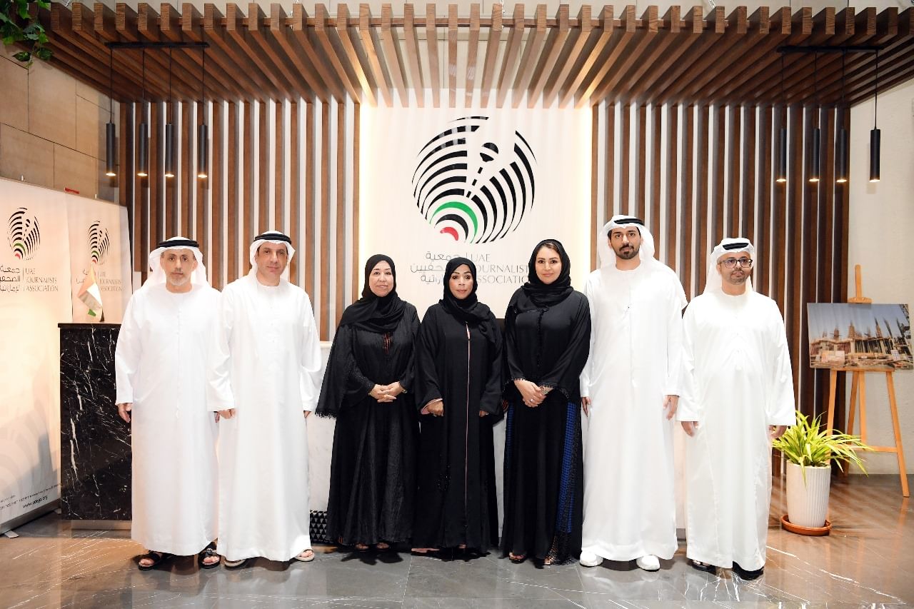 جمعية الصحفيين الإماراتية تنتخب مجلس إدارتها الجديد