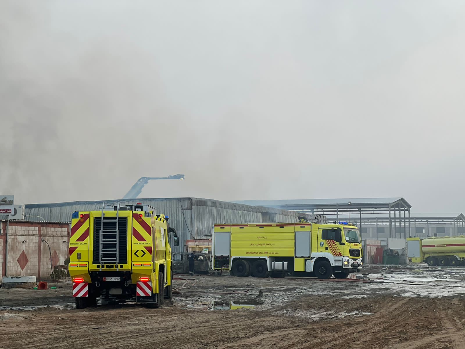 السيطرة على حريق ناجم عن انفجار اسطوانة غاز في مصنع بمنطقة المفرق الصناعية