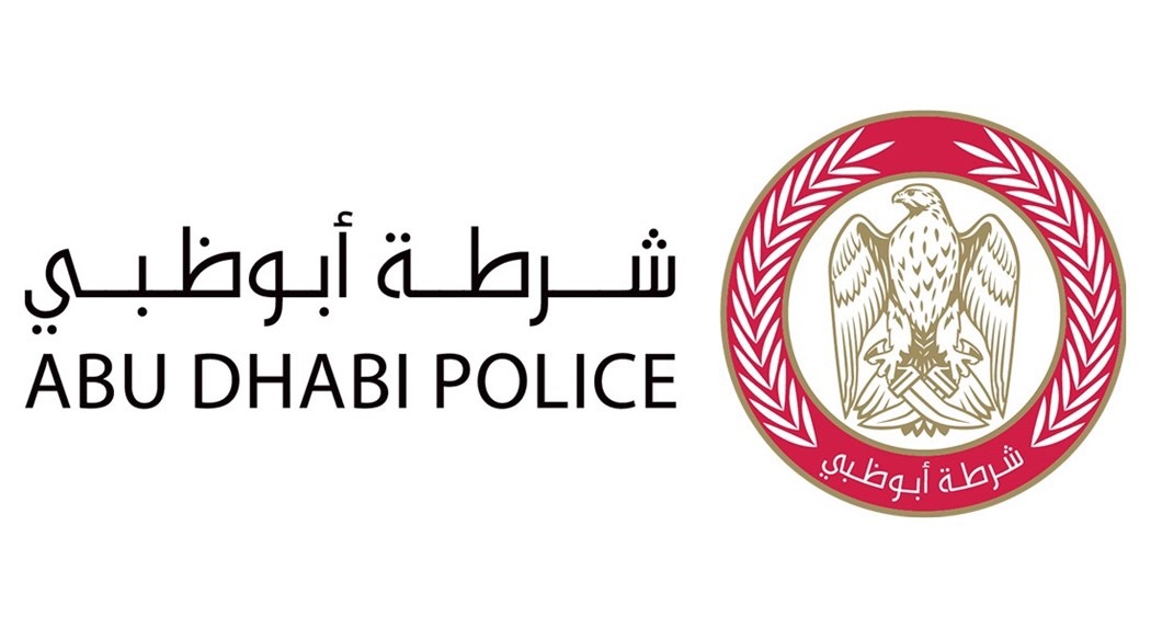 فرق شرطة أبوظبي والدفاع المدني تتعاملان مع حادث انهيار جزء من مبنى قيد الإنشاء ...