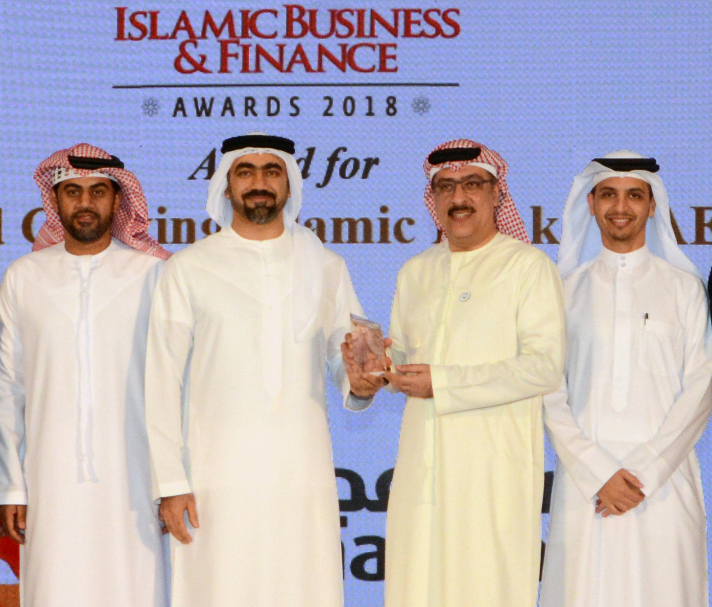 ‫مصرف عجمان يحصد جائزة المصرف الأسرع نمواً في دولة الإمارات العربية المتحدة لعام 2018‬
