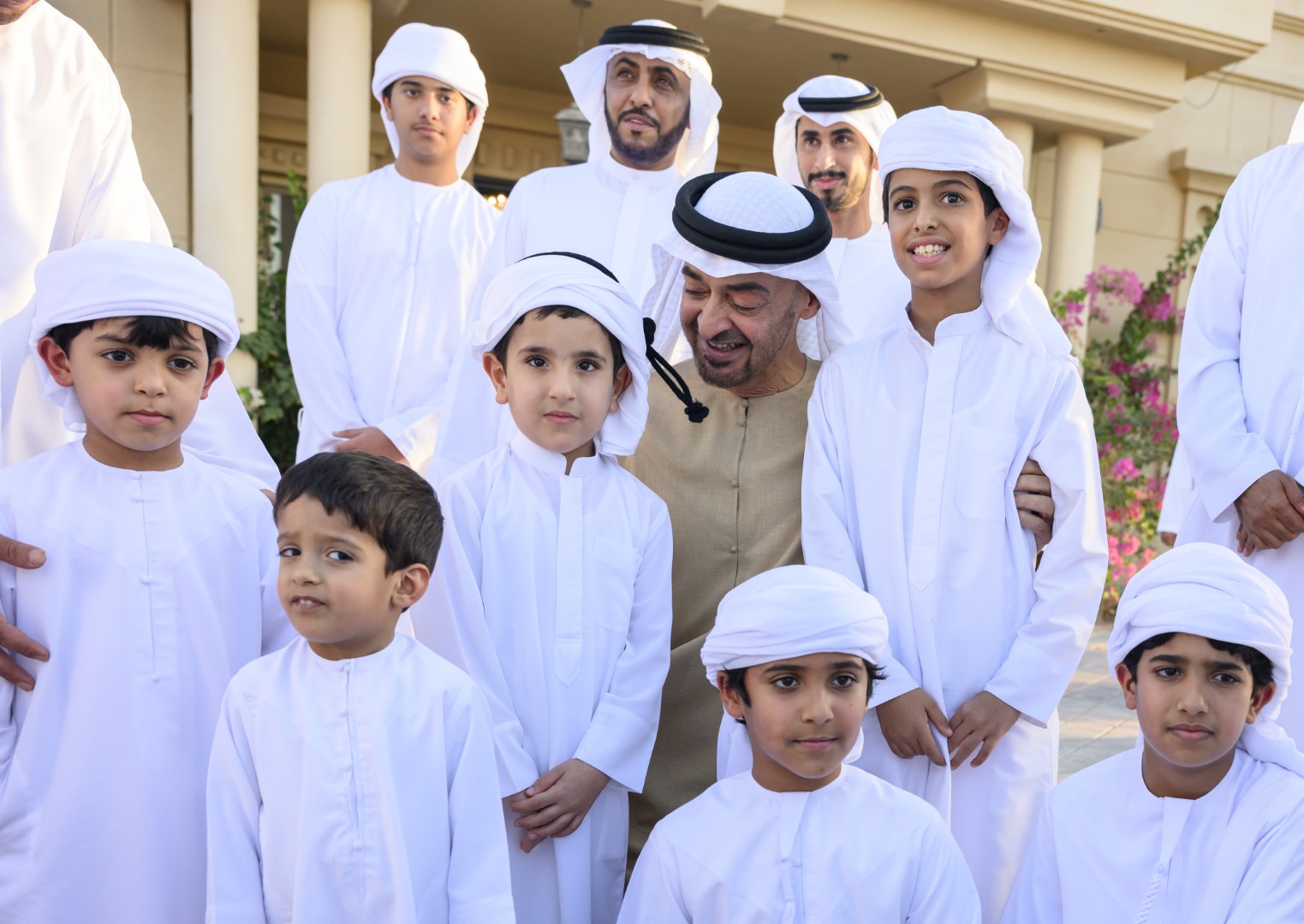 رئيس الدولة يزور أحمد بن سلطان بن هياي المنصوري
