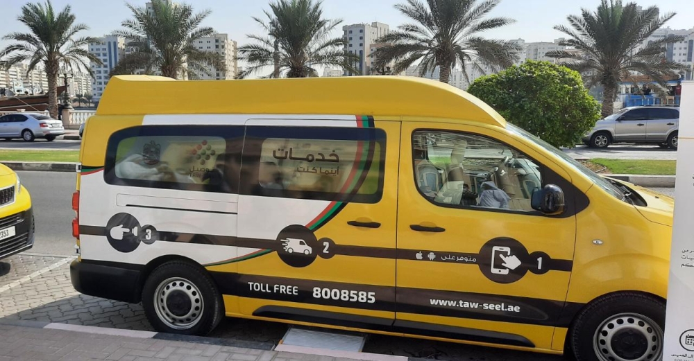 8 مواطنات يقدن مركبات خدمة «توصيل» الخدمات القانونية في الإمارات