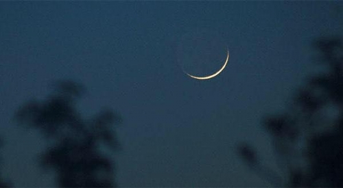 مركز الفلك الدولي يحدد موعد ظهور هلال رمضان في الإمارات