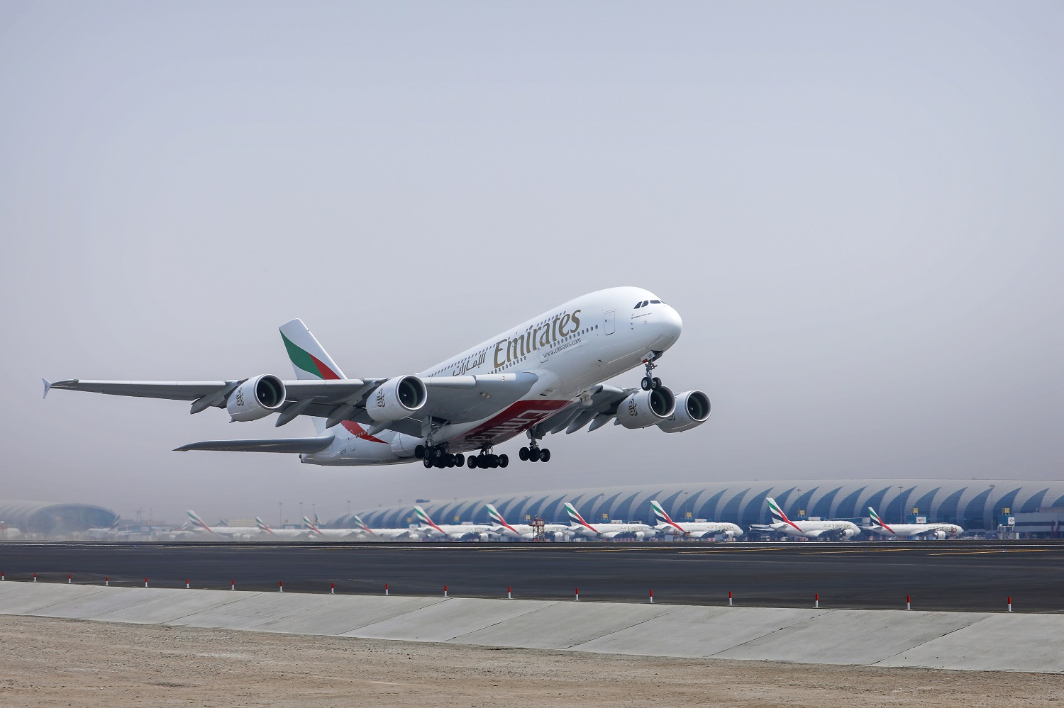 مطارات دبي تعلن عن الانتهاء من مشروع تجديد المدرج الشمالي في مطار دبي الدولي DXB بنجاح كبير
