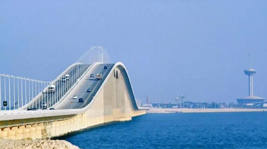 بعد اكتمال الإجراءات الاستشارية.. طرح مشروع جسر الملك فهد الموازي مطلع مارس المقبل