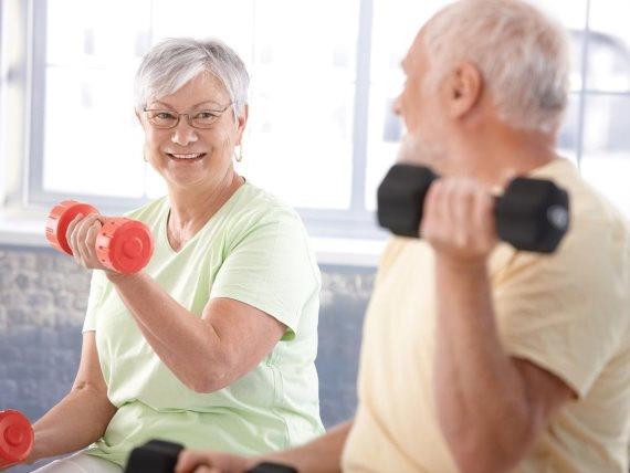 الرياضة في منتصف العمر تحمي الدماغ عند الشيخوخة