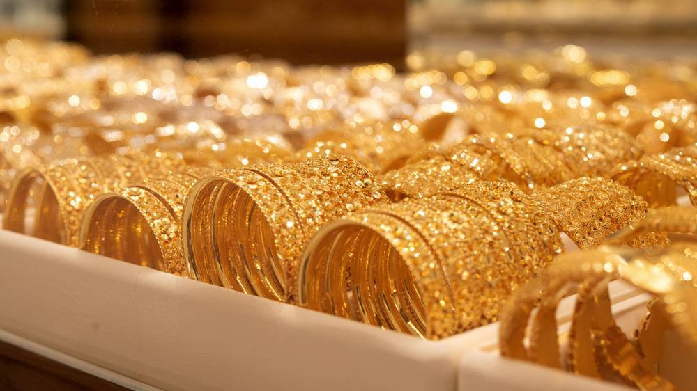 الذهب يخسر دولارين في المعاملات الفورية