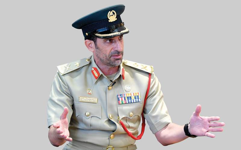 قائد شرطة دبي يثمن تخصيص يوم أممي لتكريم العاملين بخط الدفاع الأول