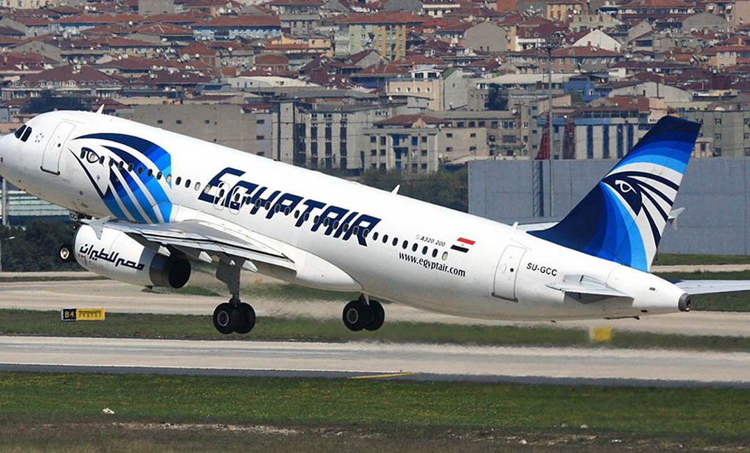 مصر للطيران تشترط شهادة "خلو من كورونا" للسفر إلى دبي