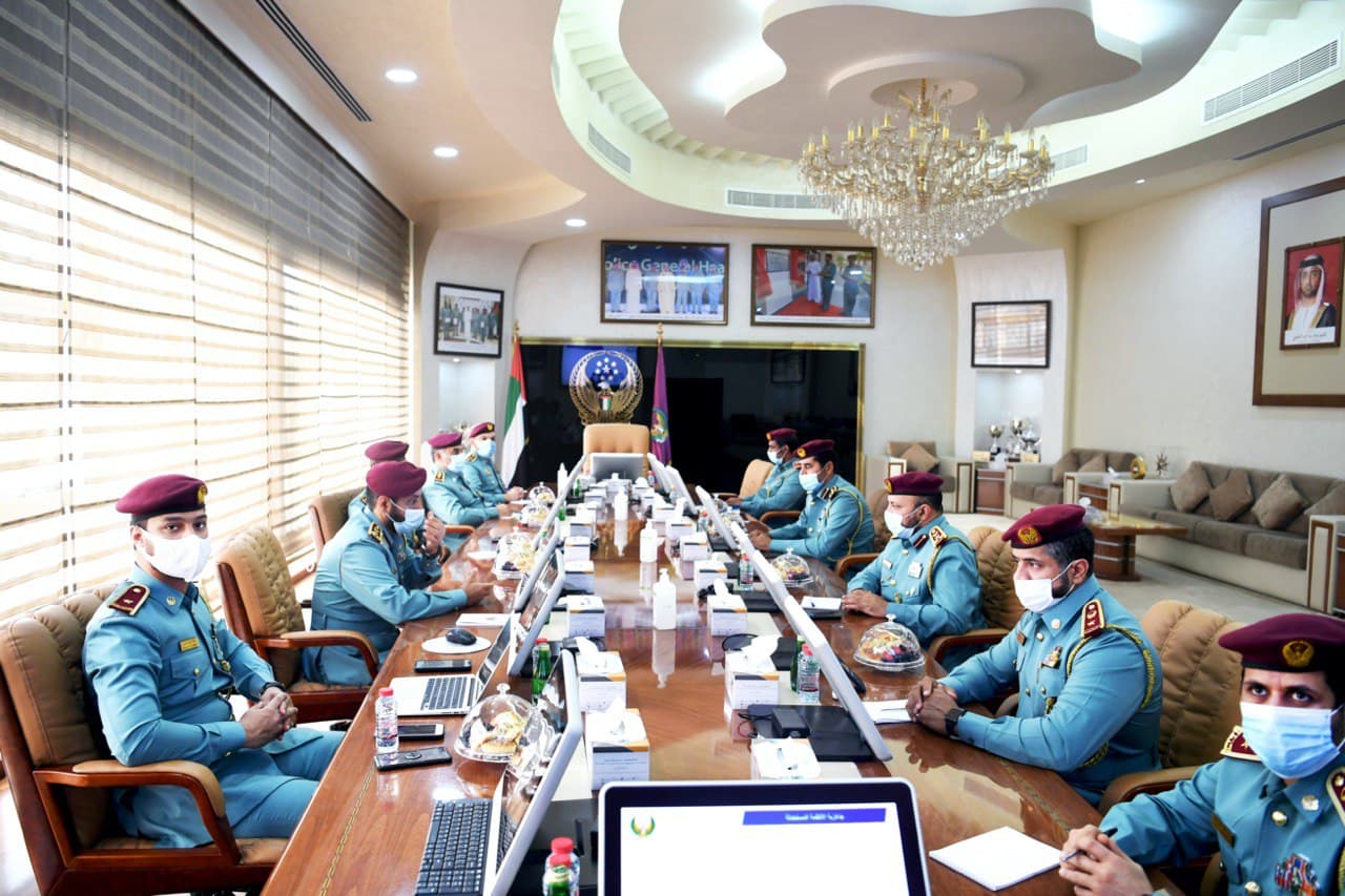 شرطة عجمان تناقش سبل تعزيز منظومة الجاهزية الأمنية مع وفد وزارة الداخلية
