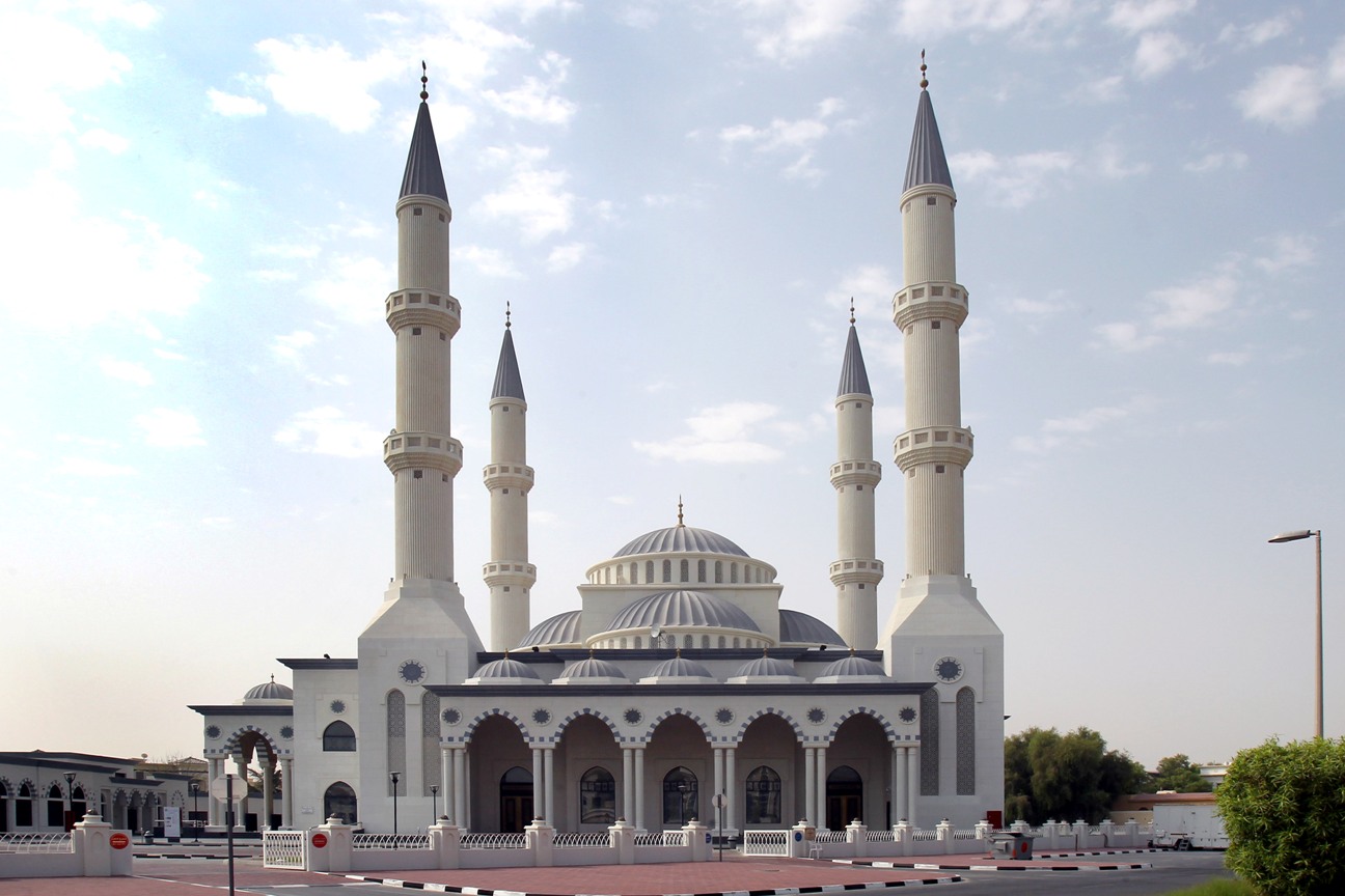 مسجد ومركز الفاروق عمر بن الخطاب يستضيف كوكبة من قراء العالم الإسلامي