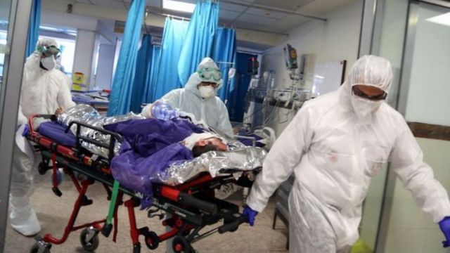 أكثر من 500 وفاة يومية بفيروس كورونا بإيران