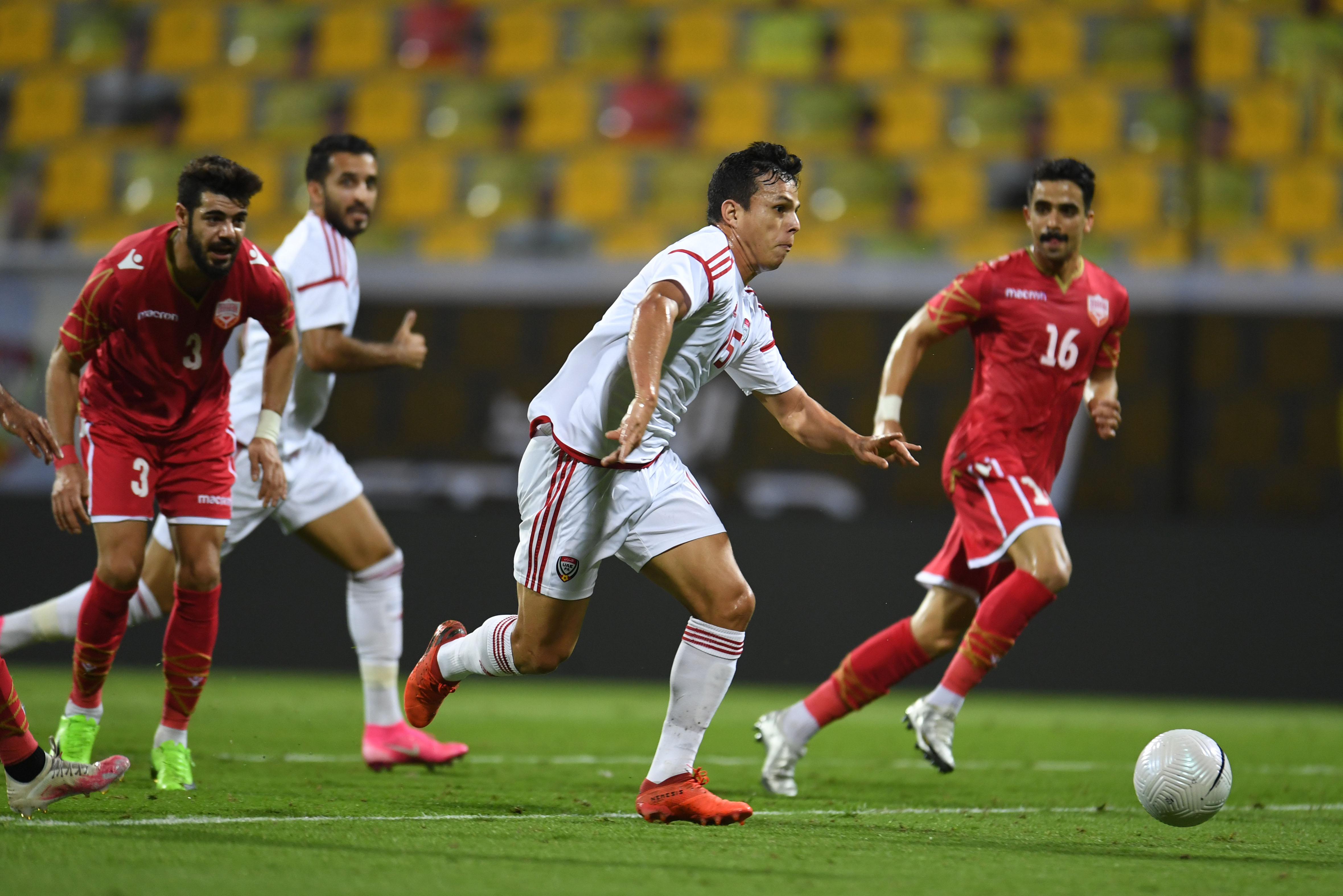 منتخب الإمارات يخسر أمام البحرين ودياً