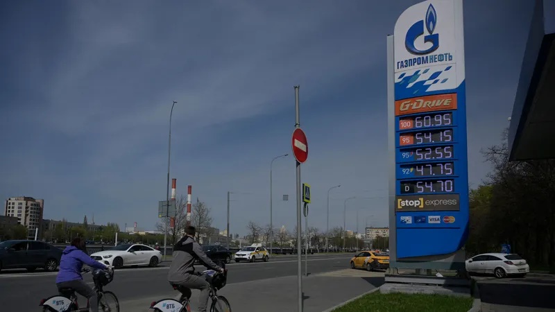 روسيا تحظر صادرات البنزين لمدة 6 أشهر بداية من مارس