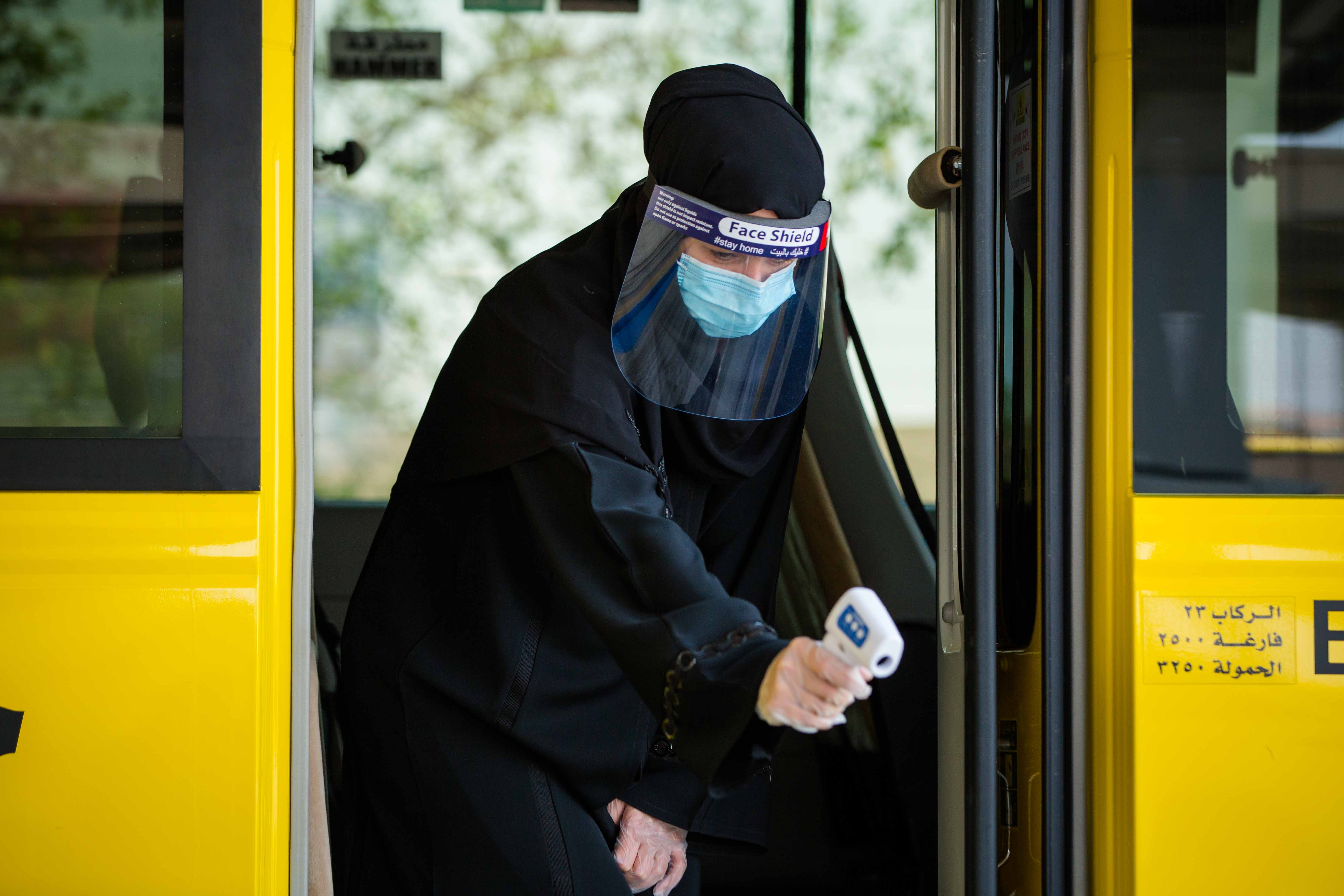 مواصلات الإمارات تكثف الجهود لضمان سلامة الطلبة على متن حافلاتها المدرسية