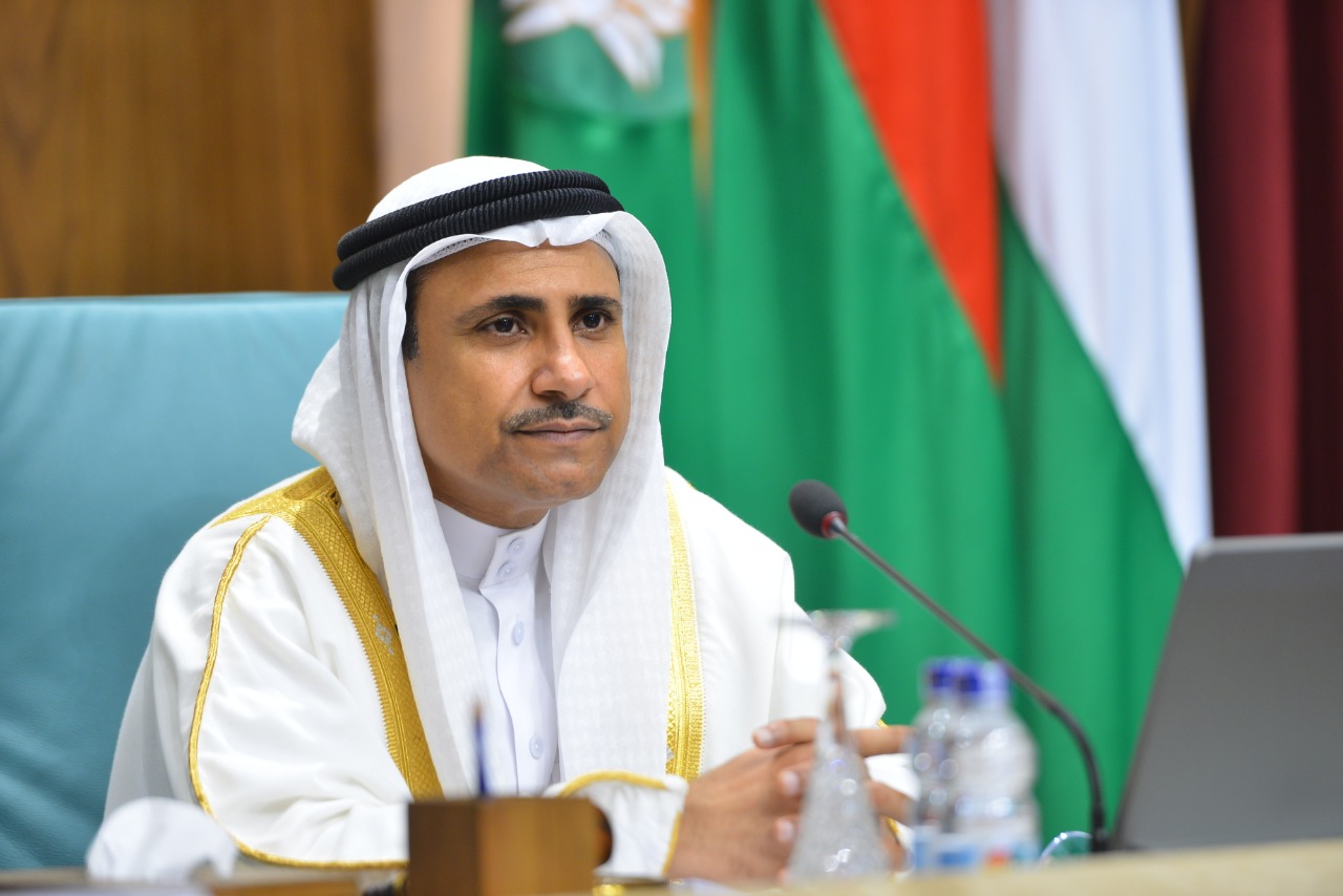 رئيس البرلمان العربي يشيد بالتجربة الإماراتية في تمكين الشباب