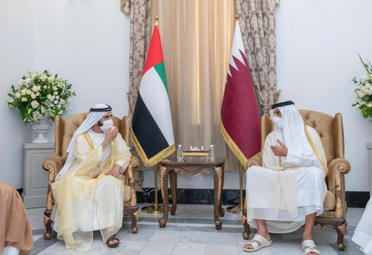 محمد بن راشد يلتقي بأمير قطر