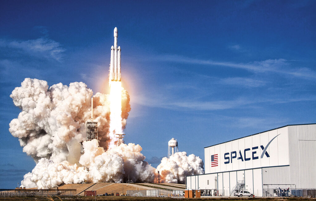 شركة SpaceX تُعلن إطلاق 60 قمرًا صناعيًا من خدمة إنترنت Starlink