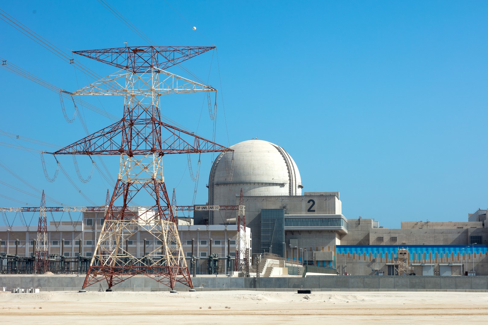 تزامنا مع عيد الاتحاد الـ51.. الإمارات نموذجا عالميا للطاقة النووية