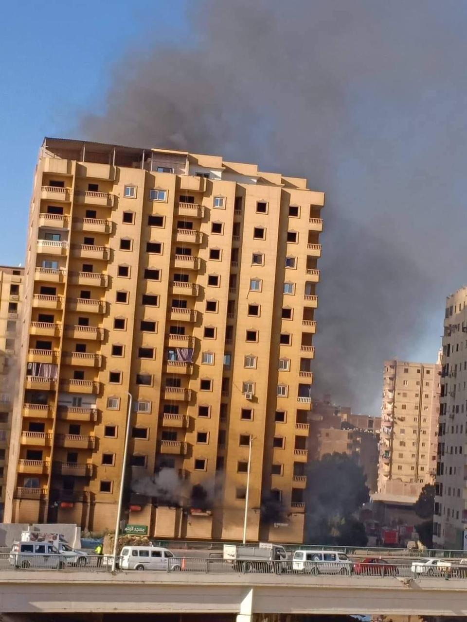مصر.. قصة حريق هائل مستمر منذ حوالي 3 أيام