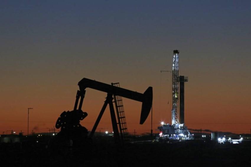 أسعار النفط ترتفع بدعم التحفيز الأمريكي