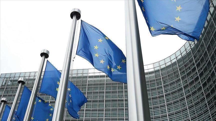 كبار مسؤولي الاتحاد الأوروبي يلتقون زيلينسكي في أوكرانيا