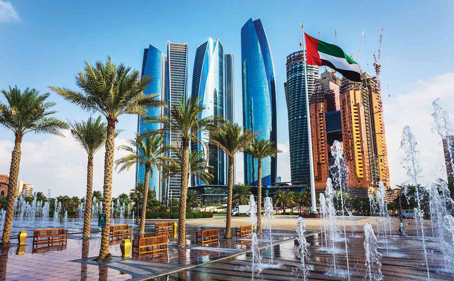 القطاع الخاص غير النفطي في الإمارات يحافظ على نموه القوي خلال سبتمبر