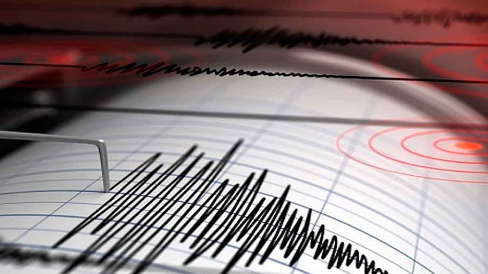 زلزال بقوة 5.7 درجة يسفر عن إصابة العشرات في إيران