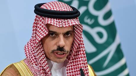 وزير الخارجية السعودي يتصل بنظرائه في دول الأسرى المفرج عنهم من روسيا عاجل