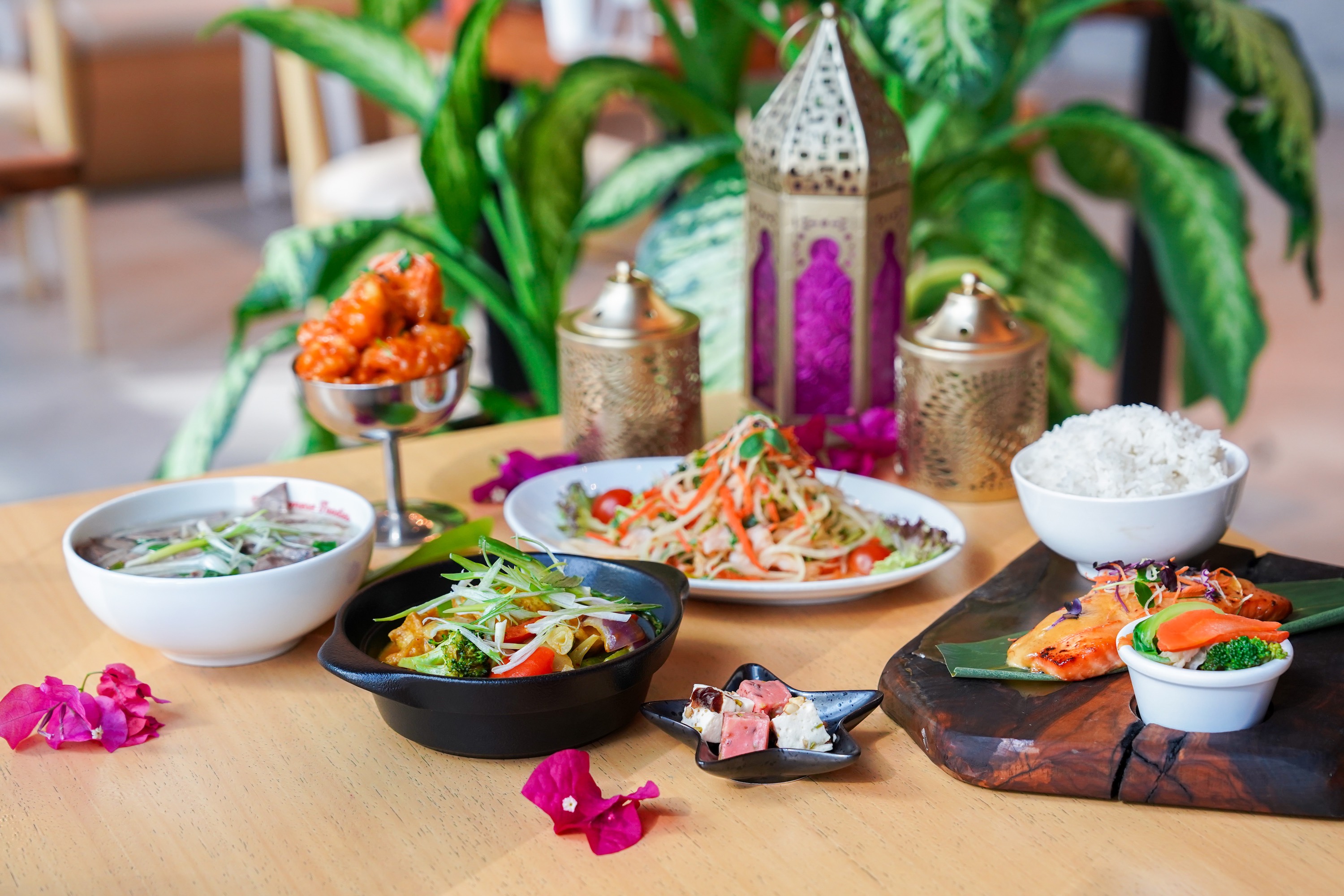مطعم فيتناميز فوديز   يقدم قائمة إفطار رمضانية فيتنامية مميزة للعائلات 