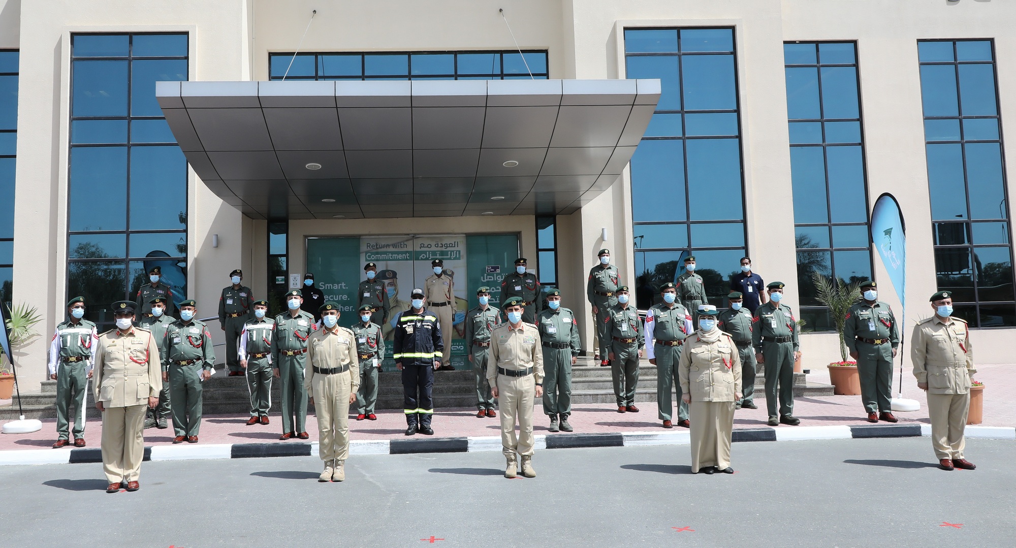 قائد شرطة دبي يشهد تكريم نجوم القيادة الآمنة