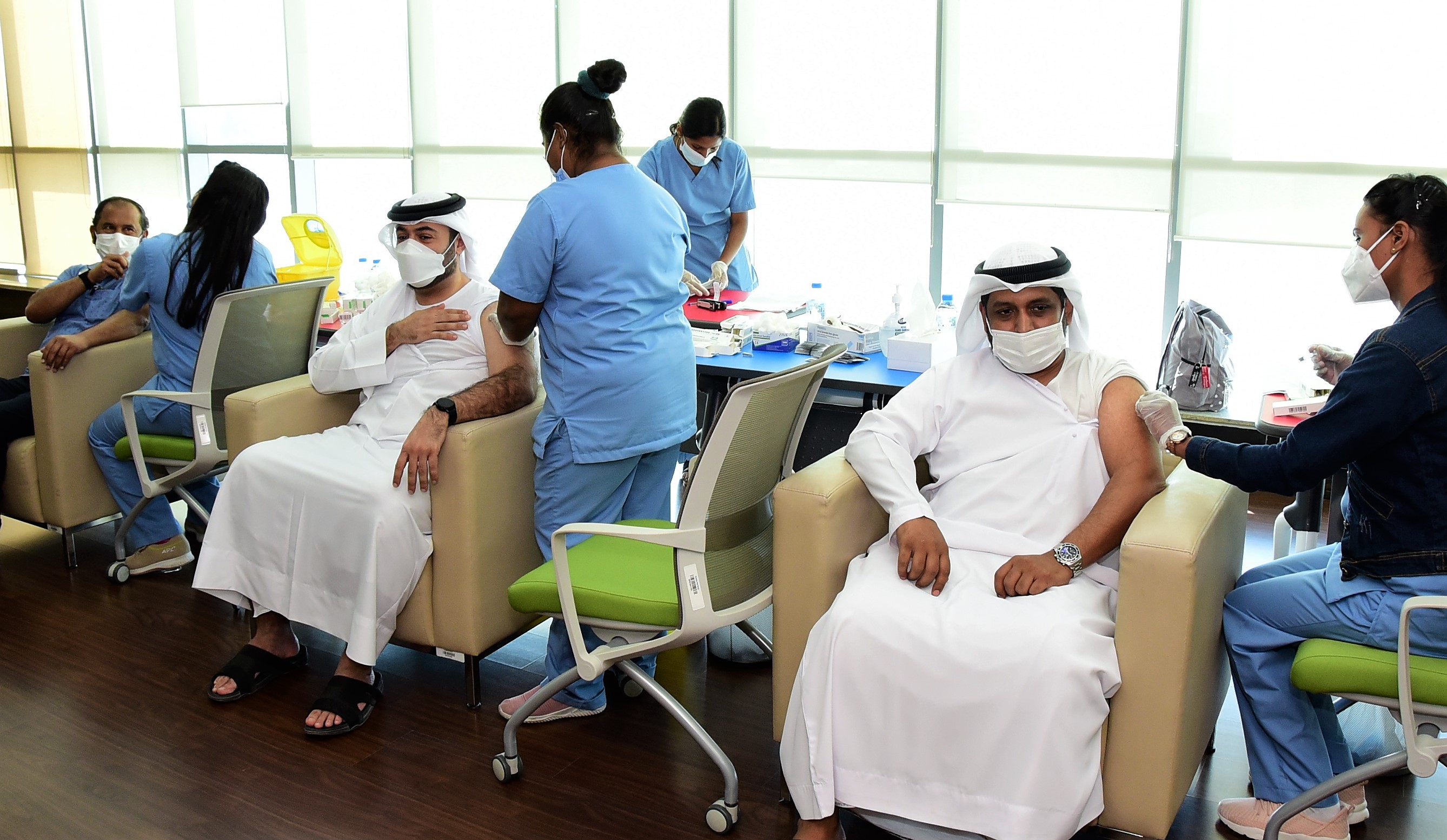 مجموعة بريد الإمارات تطلق برنامجاً داخلياً للتطعيم