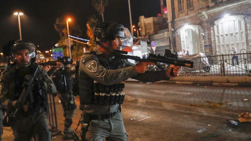 القدس: إصابة العشرات في ليلة ثانية من المصادمات