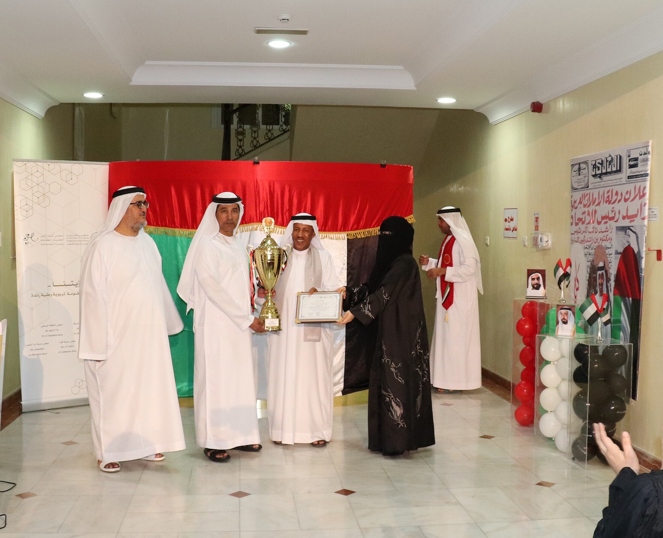 مجلس أولياء أمور الطلبة والطالبات في دبا الحصن  يكرم الفائزين في مبادرة بصمة وطن 