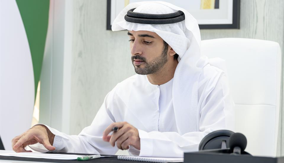 حمدان بن محمد: برؤية محمد بن راشد دبي تقود مسار الانتعاش الاقتصادي في المنطقة