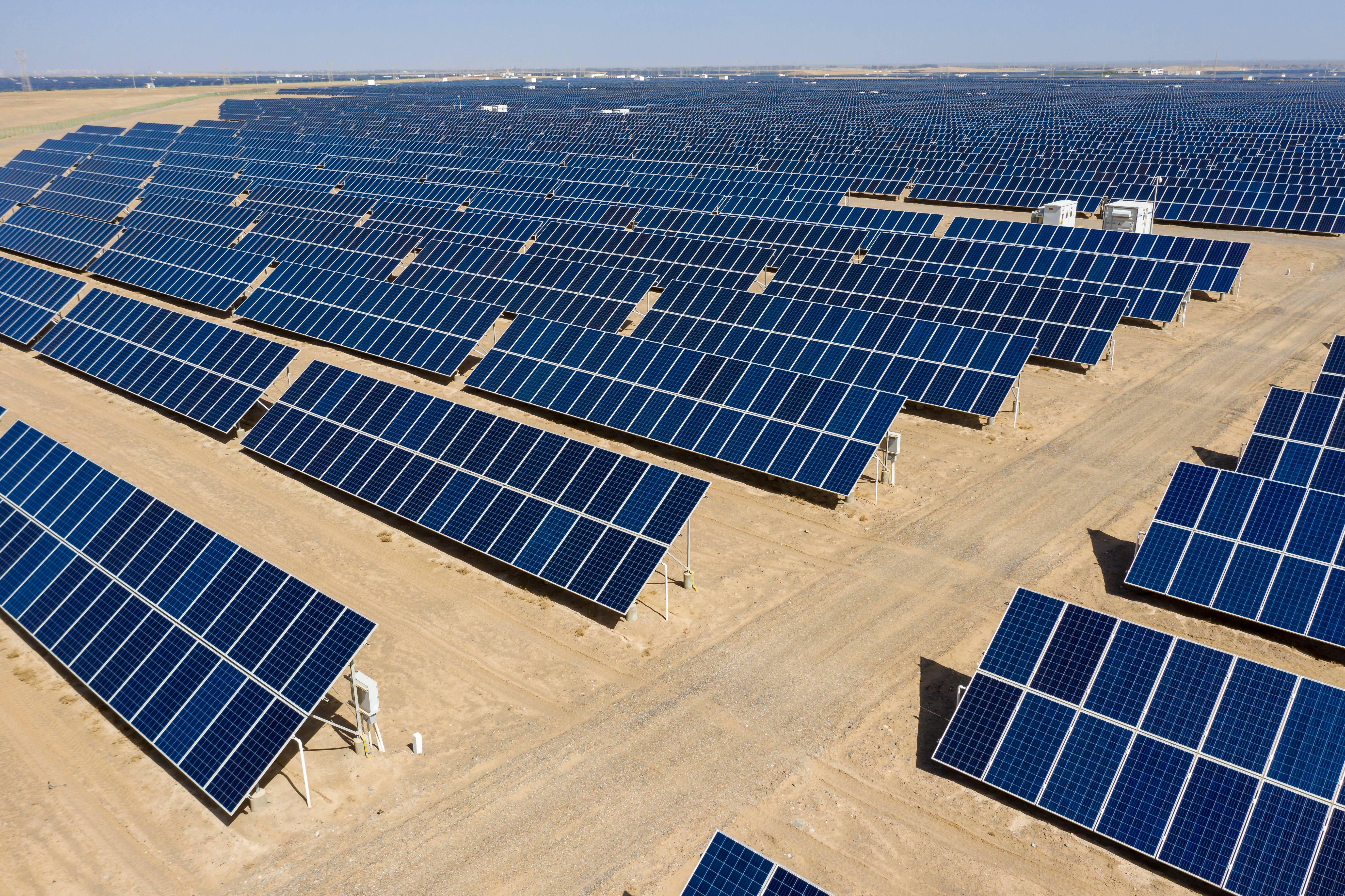 «العالمية القابضة» تستخدم الطاقة الشمسية لحفز الإنتاج الزراعي في مصر