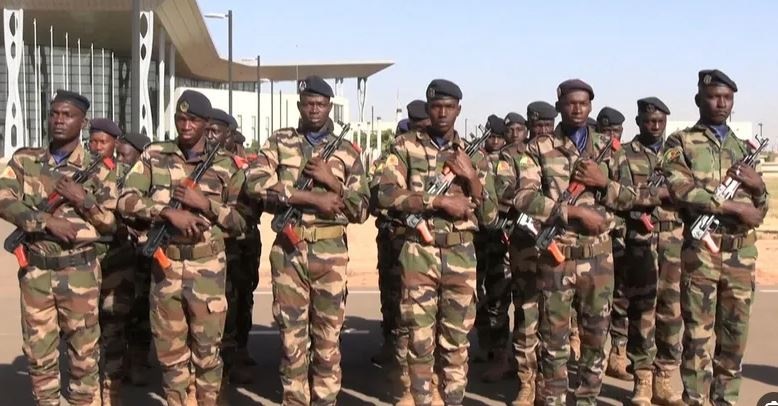المجلس العسكري في النيجر يأمر القوات بالبقاء في 