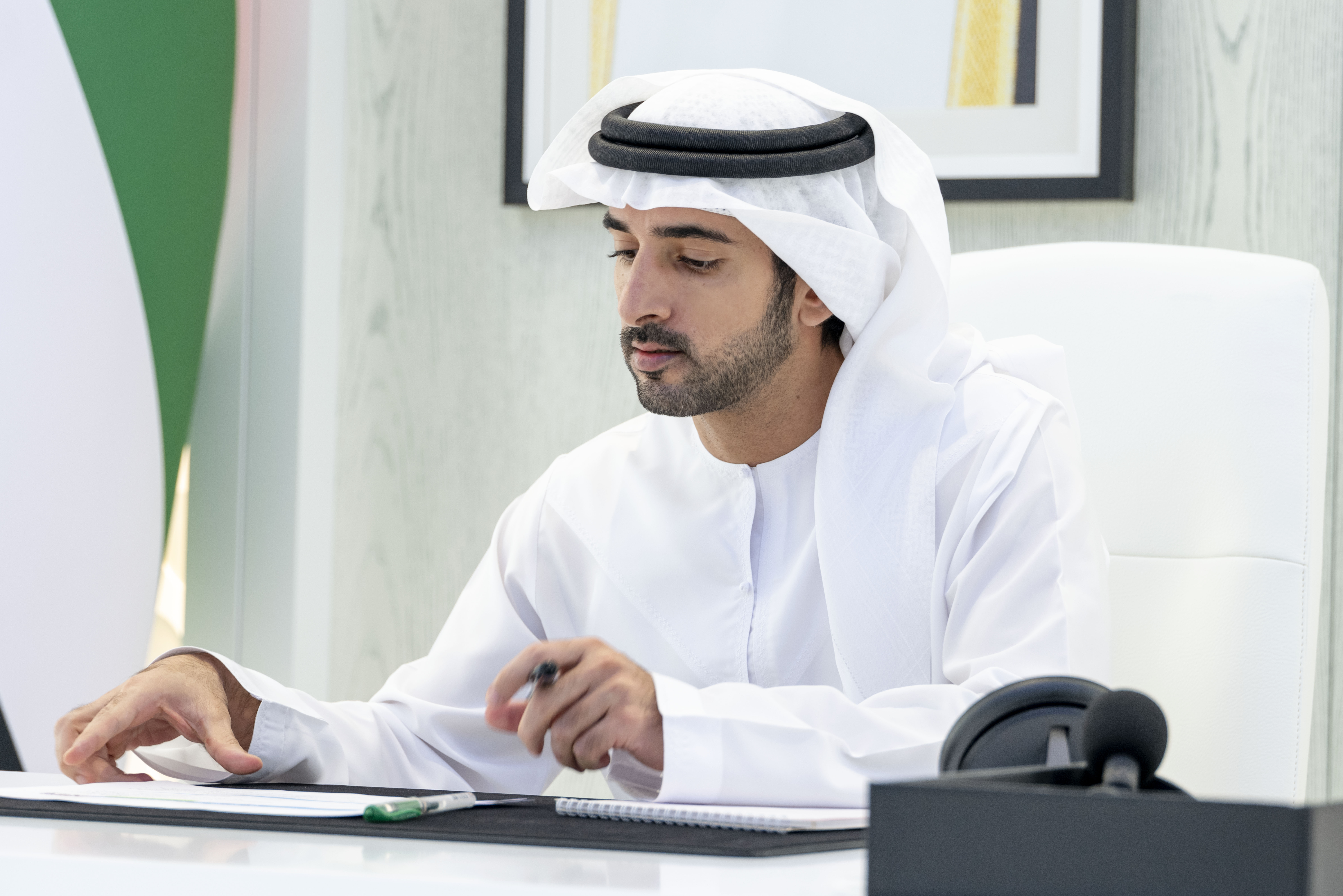 حمدان بن محمد يُصدر قراراً بتعيين مدير تنفيذي لقطاع الشؤون الأميرية في ديوان حاكم دبي