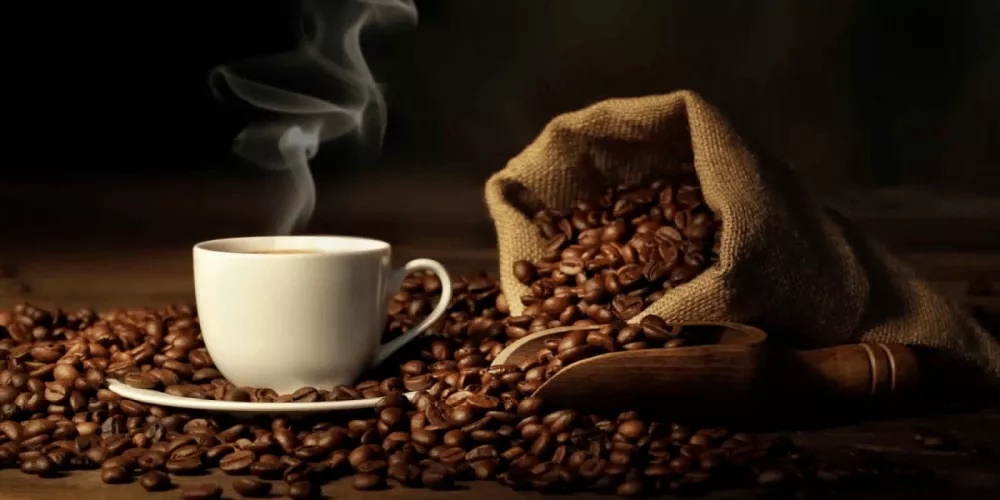 دراسة تحذر من الإفراط في شرب القهوة لمرضى الضغط العالي