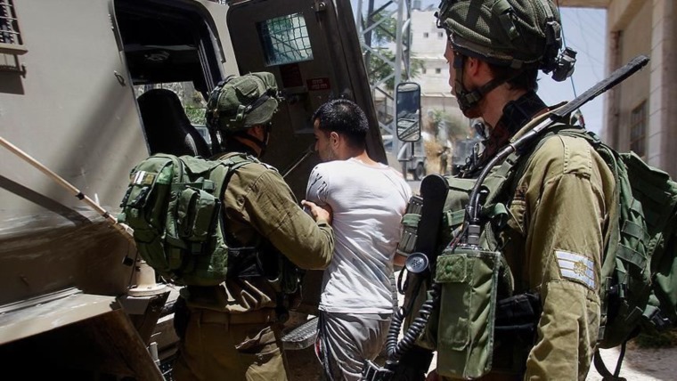 إصابة عدة فلسطينيين خلال اقتحام قوات الاحتلال لمناطق بالضفة الغربية