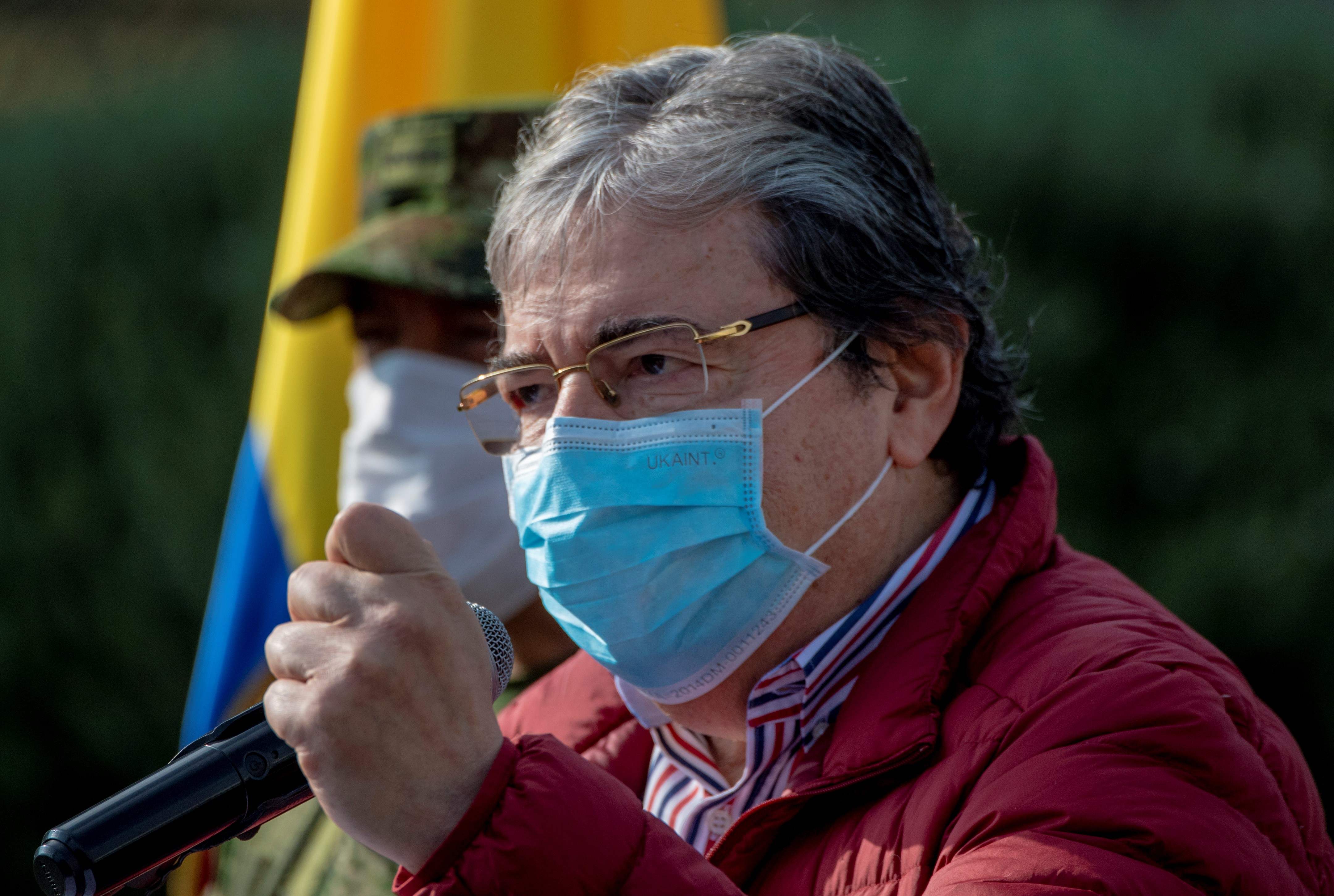 وفاة وزير الدفاع الكولومبي جراء إصابته بكورونا