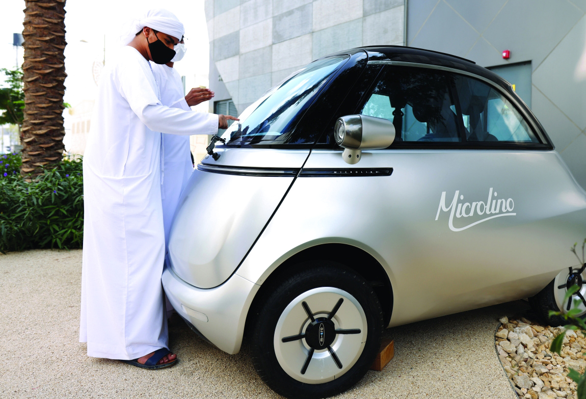 جناح سويسرا يعرض " أصغر سيارة كهربائية " في اكسبو دبي2020