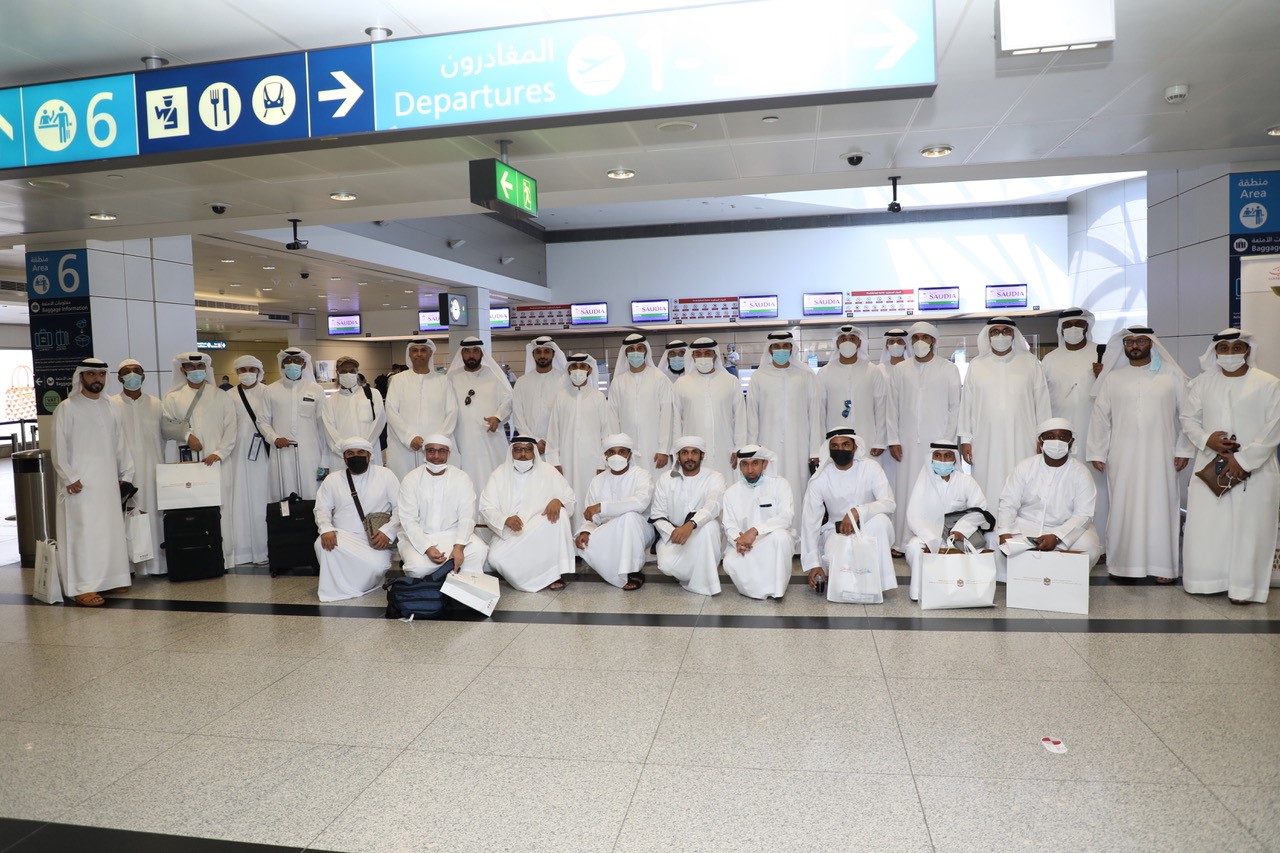 بعثة الحج الرسمية لحكومة دبي تغادر إلى الأراضي المقدسة