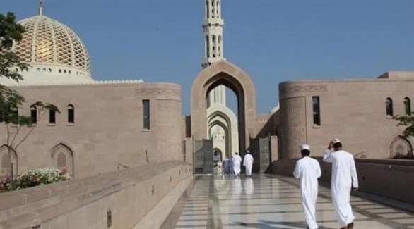 سلطنة عمان تعيد فتح المساجد ابتداءً من اليوم