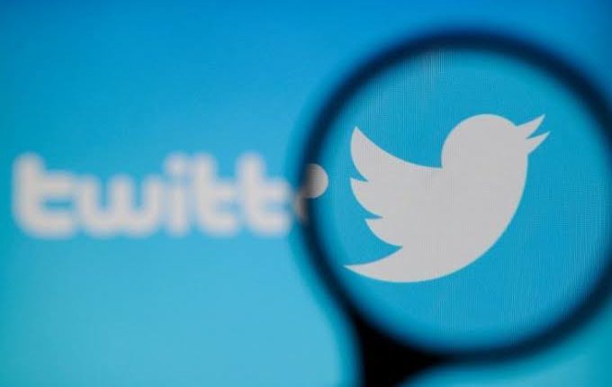 تويتر تطرح ميزة للتحذير من التغريدات البغيضة قبل إرسالها