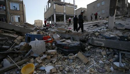 3 قتلى في زلزال إيران.. وإصابة المئات