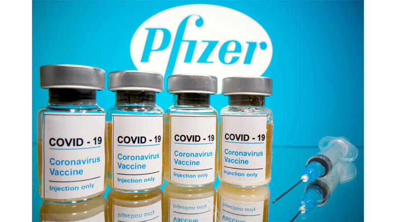 التطعيم الأسبوع المقبل.. بريطانيا توافق على لقاح «فايزر»